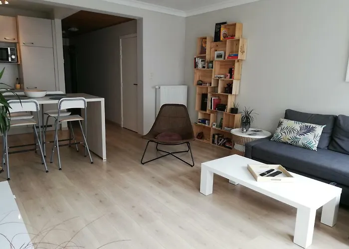 Apartment Vlak Bij Zee