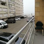 アパート Vlak Bij Zee *
